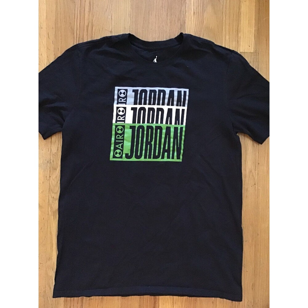Michael Jordan Graphic TShirt L